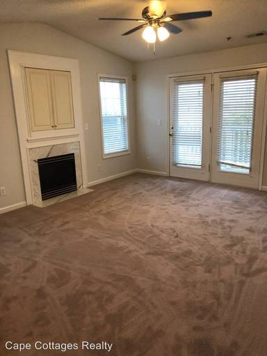 Main picture of 705 Summertime Ln