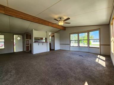 Main picture of 6728 E Fort King St