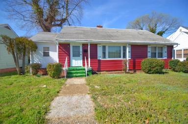 Main picture of 915 13th St