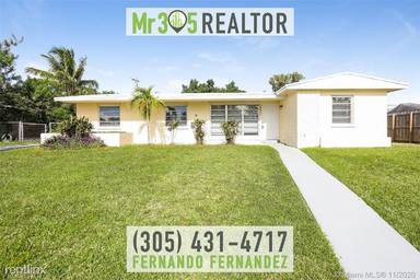 Main picture of 16025 SW 99th Ave