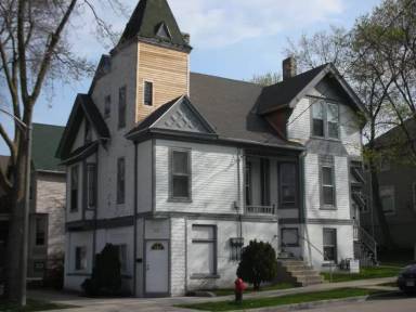Main picture of 1702-04 E Bradford Ave