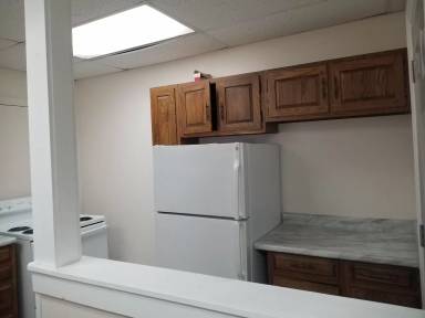 Main picture of 585 Pike St