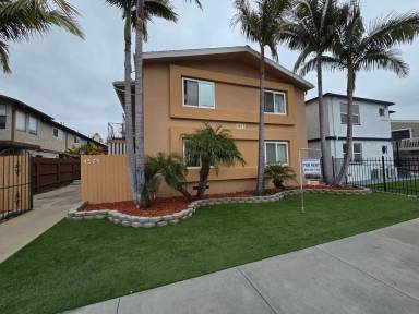 Main picture of 4575 North Ave