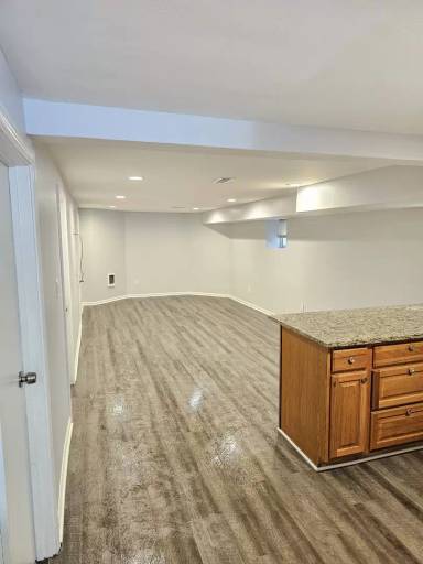 Main picture of 2850 N Nordica Ave