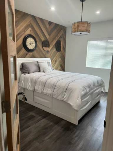 Main picture of 2118 Iberian Ct