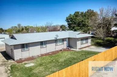 Main picture of 3870 E Overland Rd