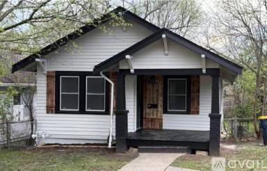 Main picture of 3942 Myrtle Ave