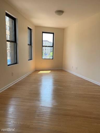 Main picture of 620 W 171st St