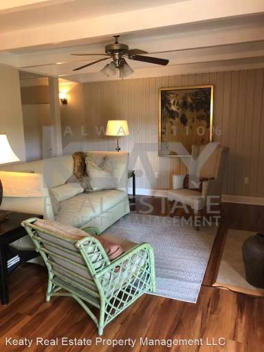 Main picture of 1008 S College Rd