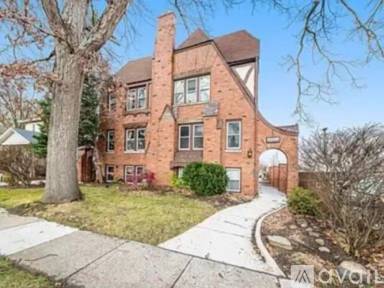 Main picture of 226 Withington St