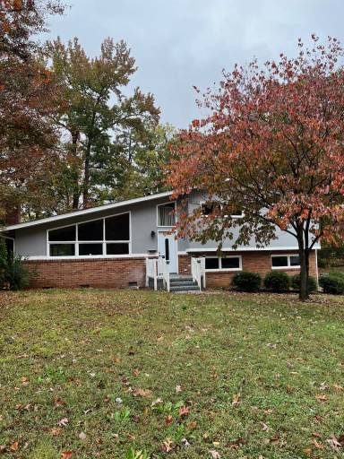 Main picture of 4717 Thornwood Rd