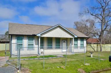 Main picture of 6409 Carver Rd