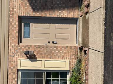 Main picture of 2389 S Breiel Blvd