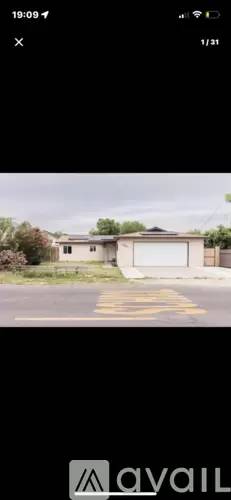 Main picture of 2091 Leoni Dr