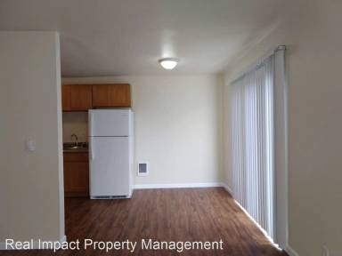 Main picture of 3025 Maryland St
