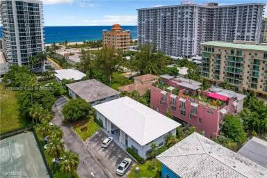 Main picture of 3208 Colony Club Rd