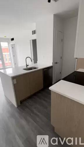 Main picture of 160 Middlesex St