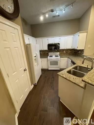 Main picture of 2420 Creek Crossing Ct