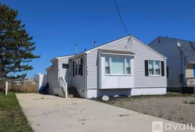 Main picture of 547 Caverly Dr