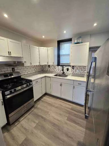 Main picture of 2413 W Toronto St