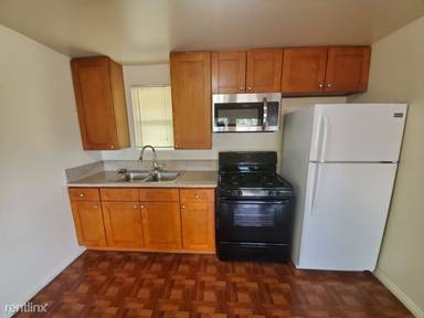 Main picture of 393 Adena St