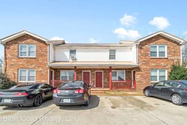 Main picture of 142 Darlene Dr