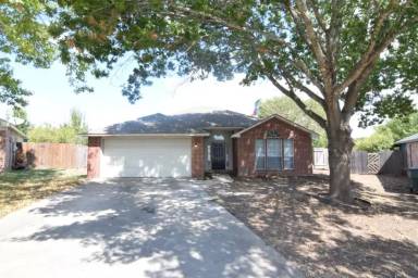 Main picture of 101 Bluestem Ct