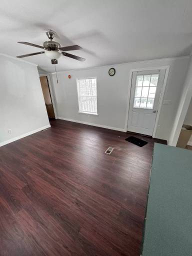 Main picture of 189 Commercial St