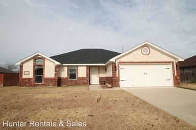 Main picture of 4302 Lauren Mackenzie