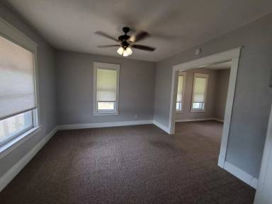 Main picture of 3807 4th Ave