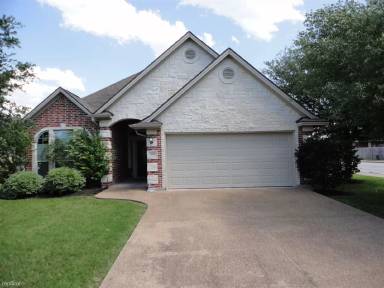 Main picture of 218 Meir Ln