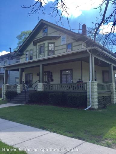 Main picture of 215 N Hamilton St