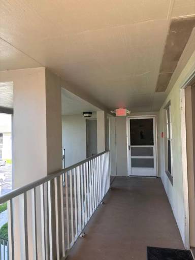 Main picture of 17 Lake Vista Trl