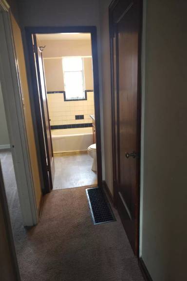 Main picture of 752 S Chesterfield Rd
