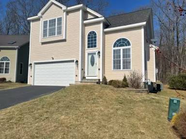Main picture of 73 Zain Cir