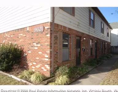 Main picture of 9621 Capeview Ave