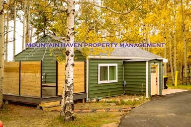 Main picture of 220 Burland Dr