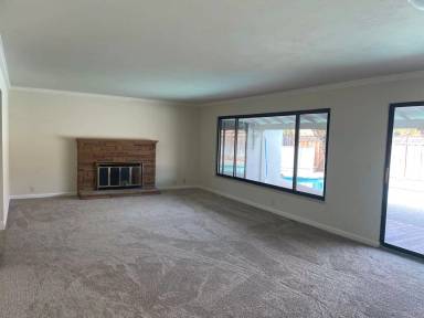 Main picture of 1115 Berkshire Dr