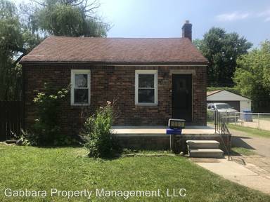 Main picture of 24665 Columbus Ave