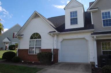 Main picture of 2731 N Keswick Way