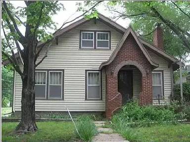 Main picture of 108 W Lindburg St