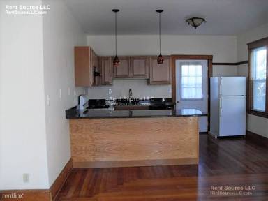Main picture of 73 Capen St