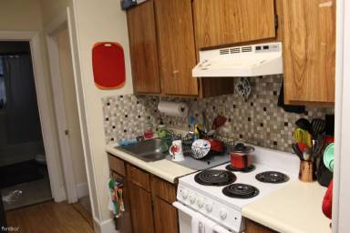 Main picture of 879 Beacon St