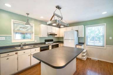 Main picture of 5413 Leesville Rd