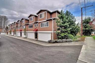 Main picture of 17921 80th Ave NE