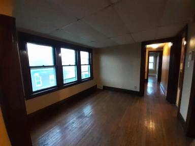 Main picture of 338 Hewitt Ave