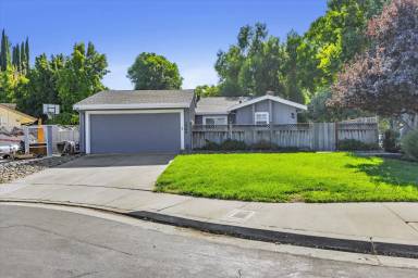 Main picture of 5342 Birch Grove Dr