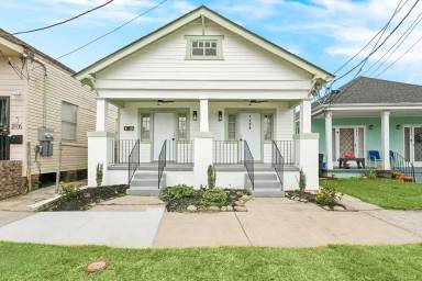 Main picture of 1808 Lowerline St