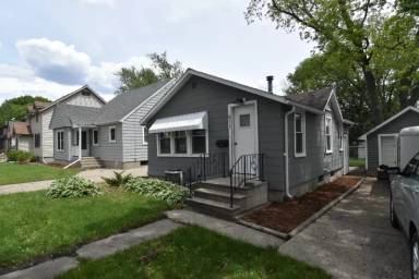 Main picture of 817 S Prairie Ave