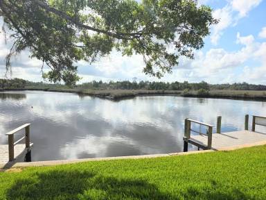 Main picture of 11462 W Bayshore Dr